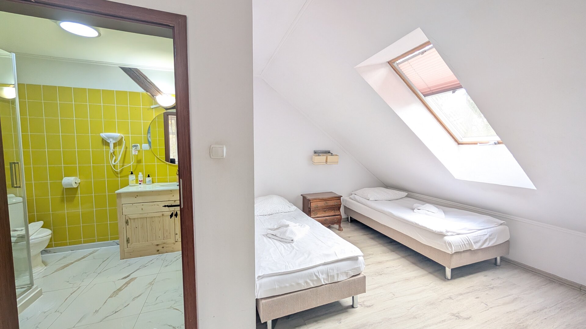 Pokój z łóżkami pojedynczymi (nr 1) 